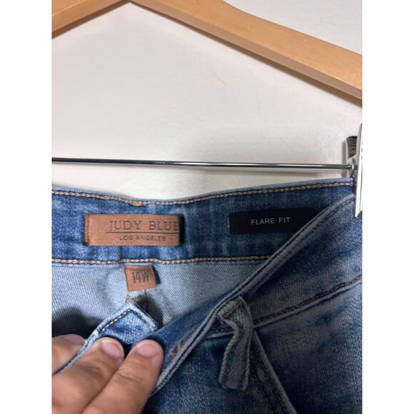 Judy Blue Flare Jeans Women's 14W Medium Wash Horseshoe Pocket Stretch Western - Picture 2 of 4